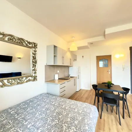 Apartment Przy Pkp W Sopocie Ii Zoppot